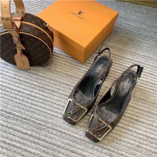 LOUIS VUITTON 루이비통 샌들 (굽높이5.5CM) L1010-1  2020/신상 (255사이즈 주문제작)