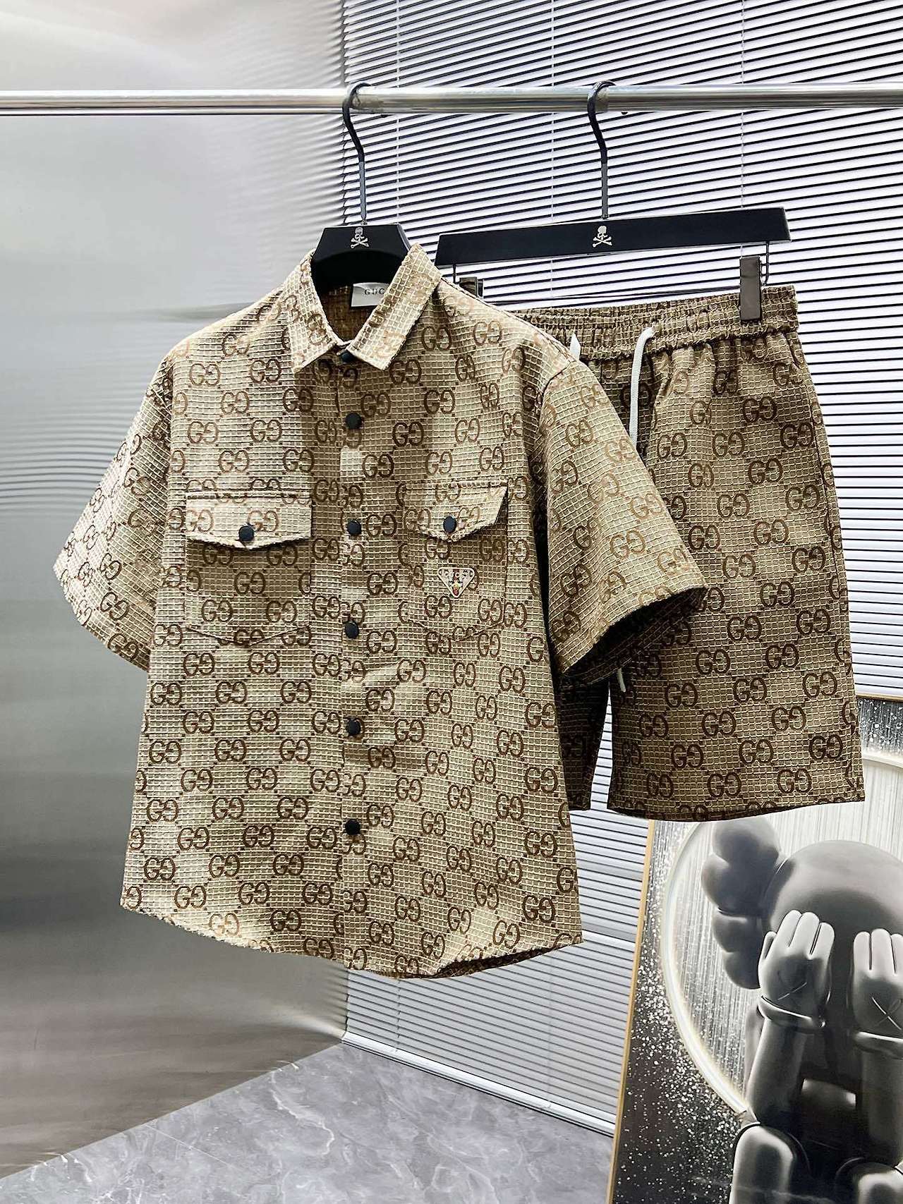 GUCCI 구찌 백로고세트 66