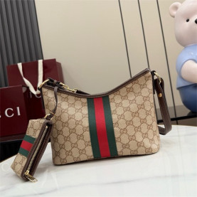 GUCCI 구찌 웹 미디엄 숄더백 A00D9T